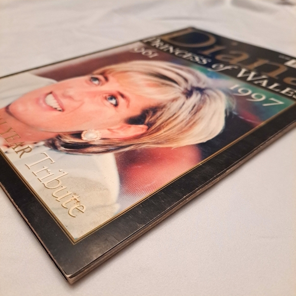 Diana Princess of wales A Royal Year Tribute 1961 1997 Vintage Magazine - Picture 5 of 11